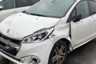 Reservoir essence PEUGEOT 208 1 Photo n°1