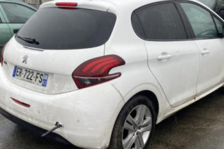 Reservoir essence PEUGEOT 208 1