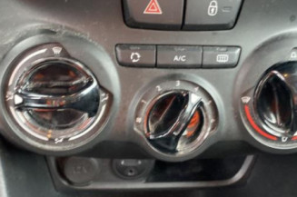 Reservoir essence PEUGEOT 208 1