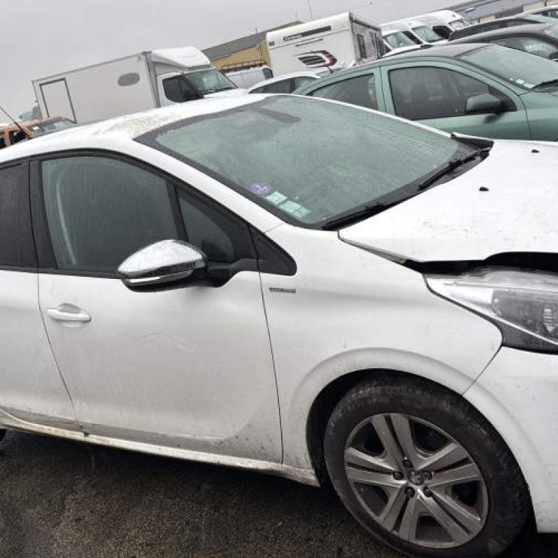 Reservoir essence PEUGEOT 208 1 Photo n°12