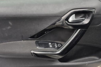 Reservoir essence PEUGEOT 208 1