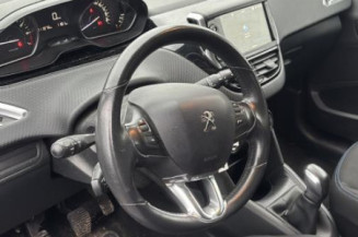 Reservoir essence PEUGEOT 208 1