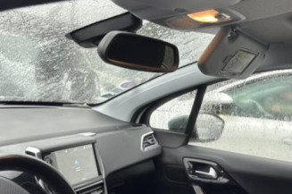 Reservoir essence PEUGEOT 208 1