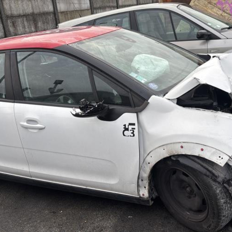 Reservoir essence CITROEN C3 3 Photo n°10