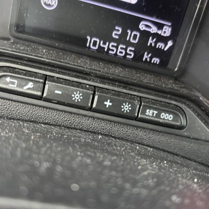 Reservoir essence CITROEN C3 3 Photo n°18