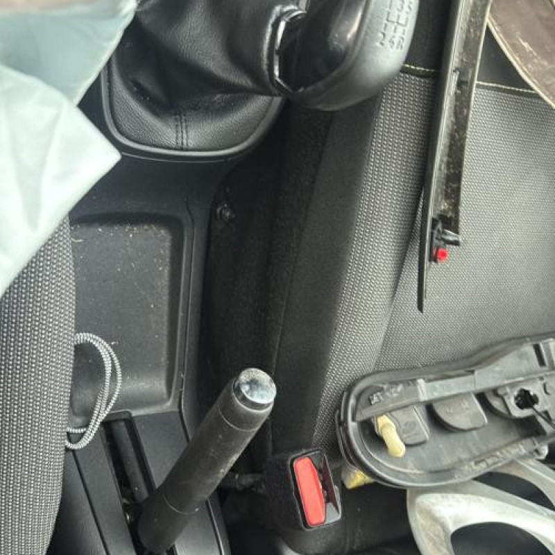 Reservoir essence CITROEN C3 3 Photo n°19