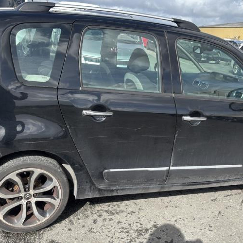 Reservoir essence CITROEN C3 PICASSO Photo n°16