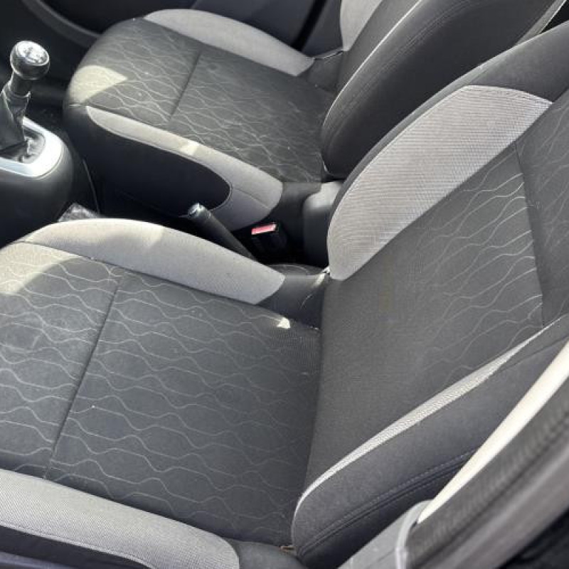 Reservoir essence CITROEN C3 PICASSO Photo n°20