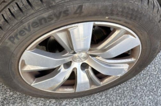 Reservoir essence PEUGEOT 2008 1