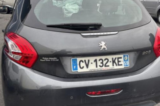 Reservoir essence PEUGEOT 208 1