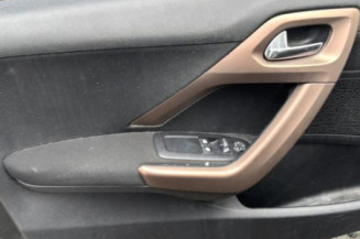 Reservoir essence PEUGEOT 208 1