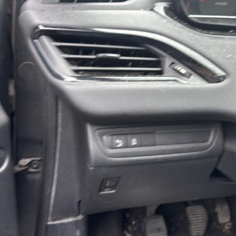 Reservoir essence PEUGEOT 208 1 Photo n°16