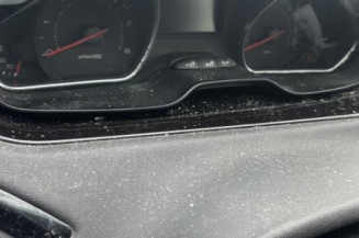 Reservoir essence PEUGEOT 208 1