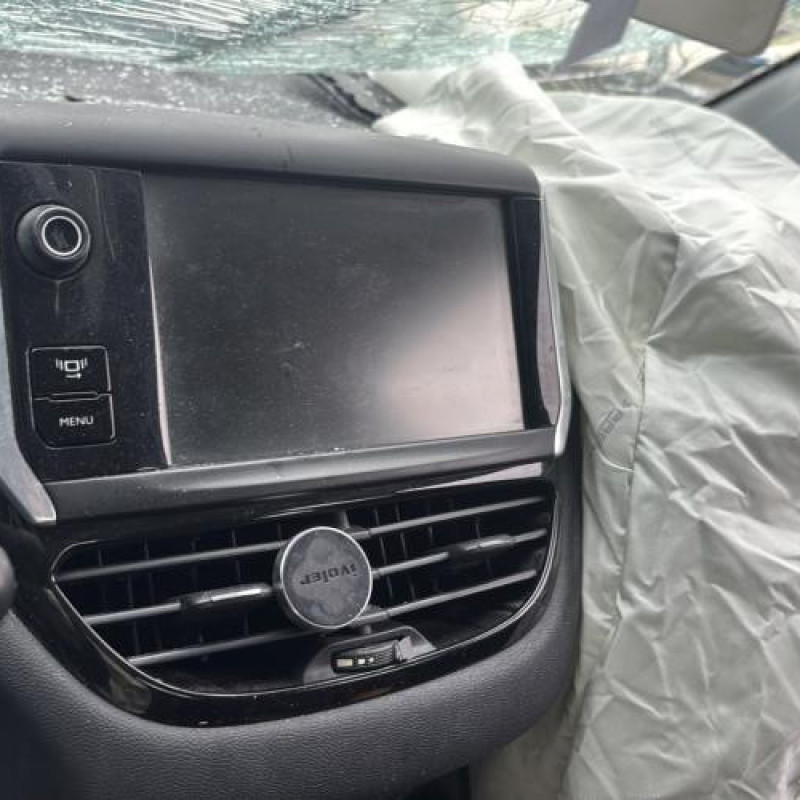 Reservoir essence PEUGEOT 208 1 Photo n°18