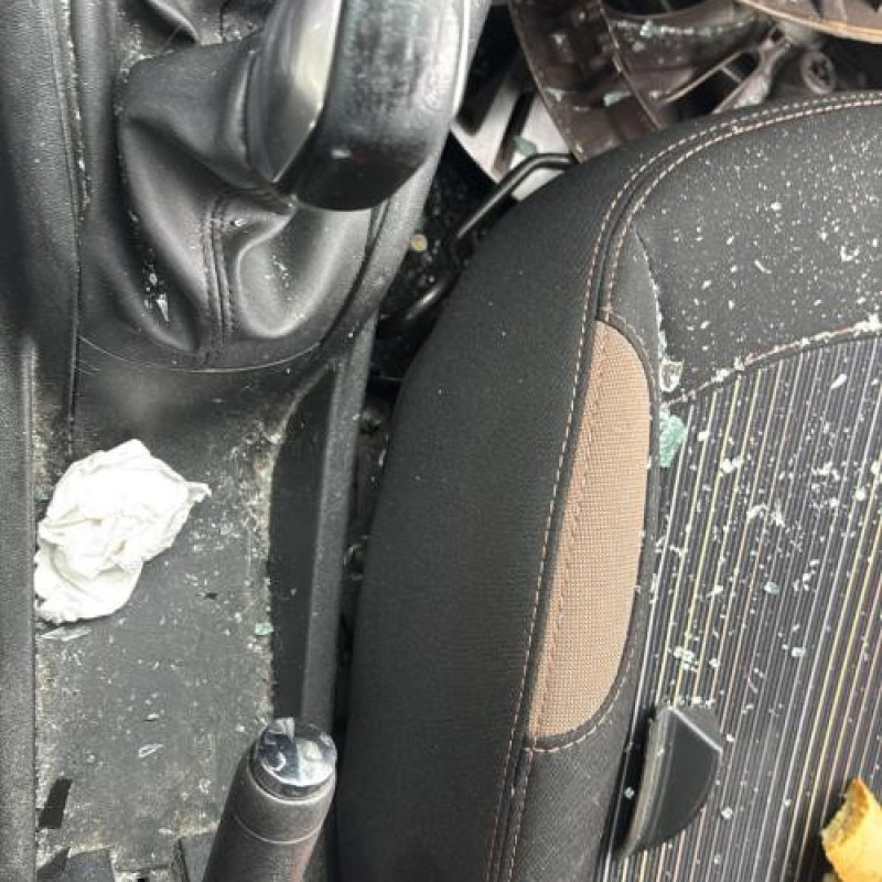 Reservoir essence PEUGEOT 208 1 Photo n°20