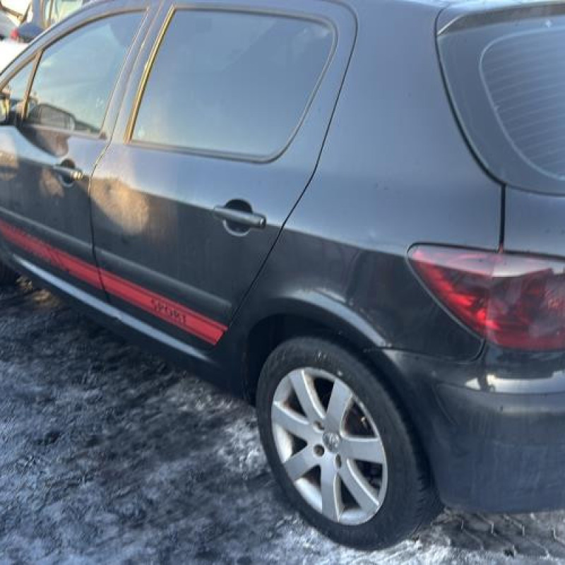 Pompe de direction PEUGEOT 307 Photo n°8