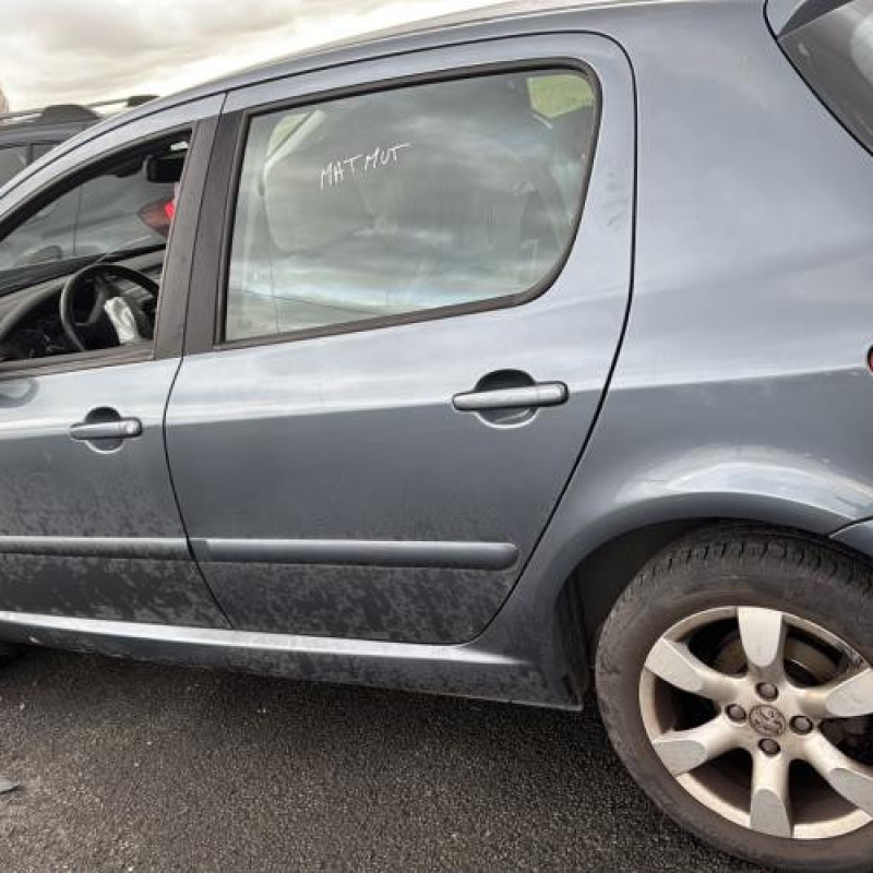 Pompe de direction PEUGEOT 307 Photo n°8