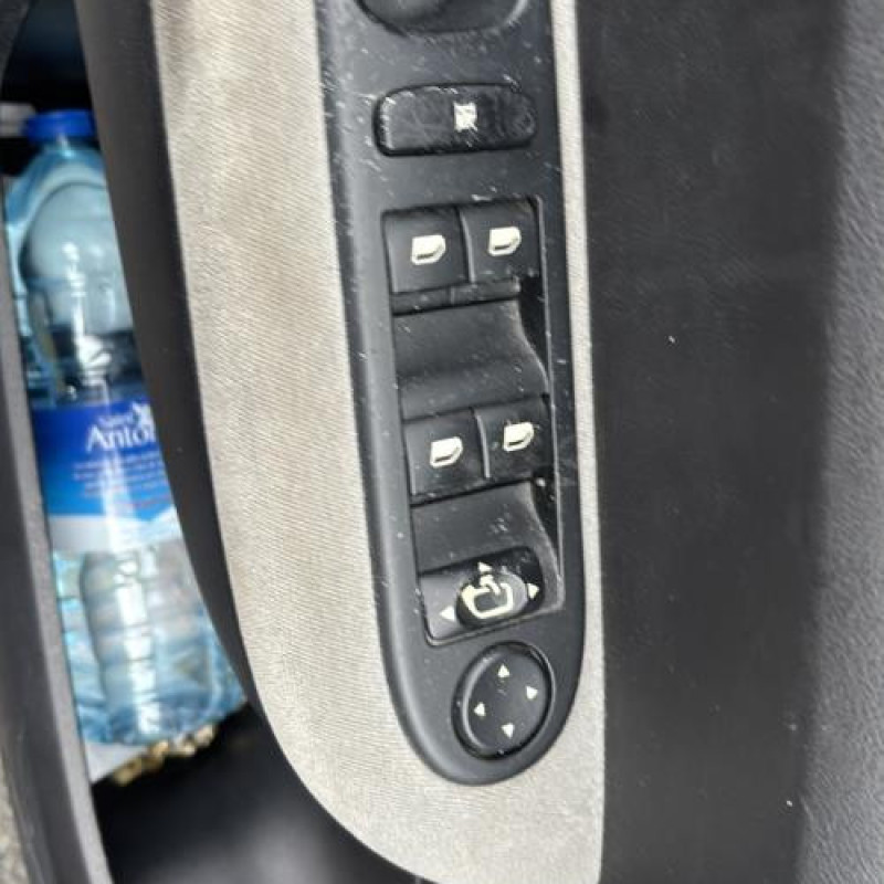 Pompe de direction PEUGEOT 307 Photo n°11