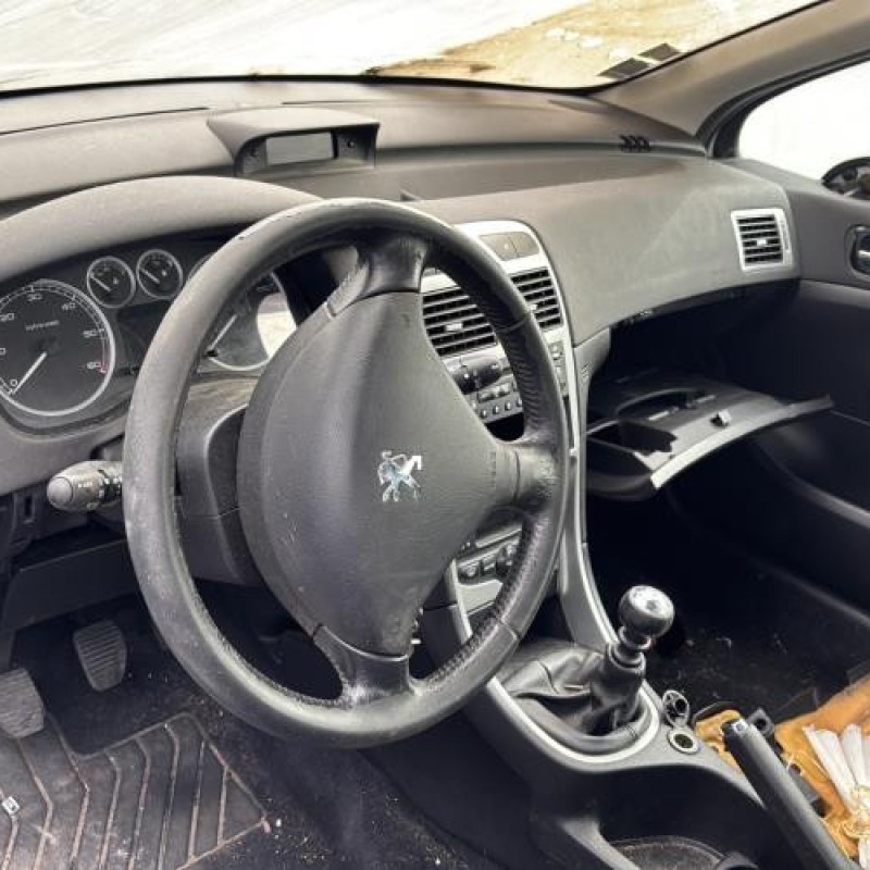 Reservoir essence PEUGEOT 307 Photo n°13