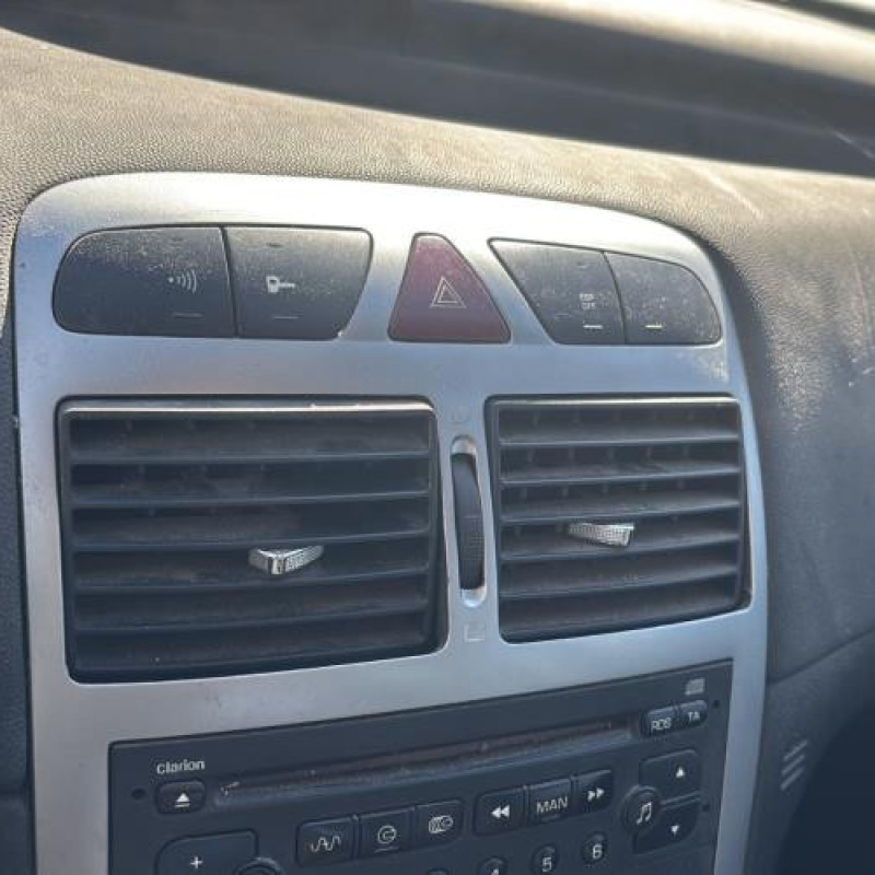 Reservoir essence PEUGEOT 307 Photo n°19