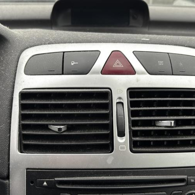 Leve vitre electrique arriere droit PEUGEOT 307 Photo n°18