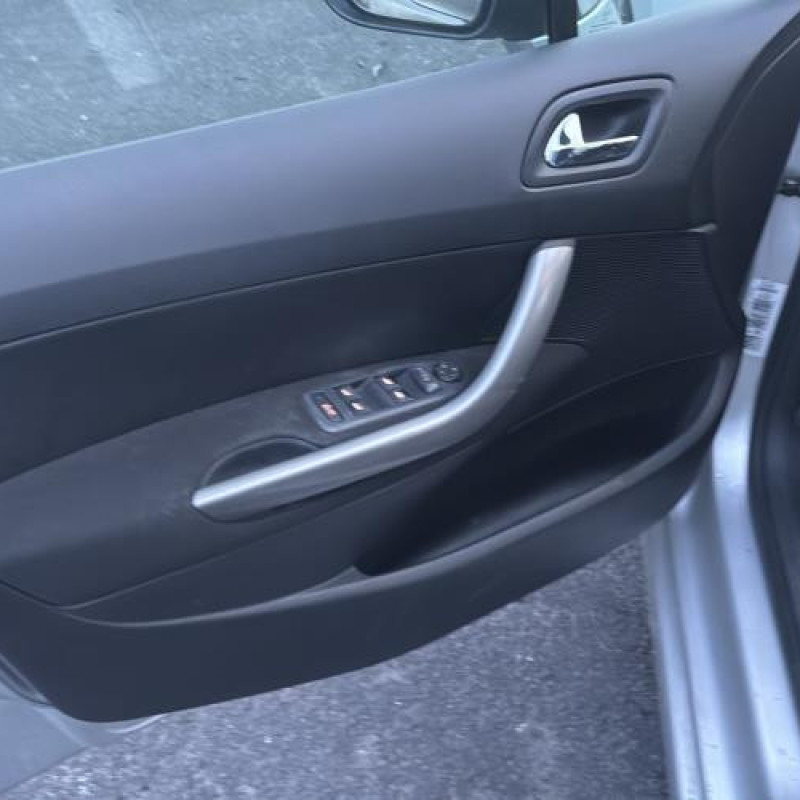 Vase de lave glace PEUGEOT 308 1 Photo n°14