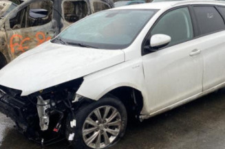 Pompe à carburant PEUGEOT 308 2 SW Photo n°1