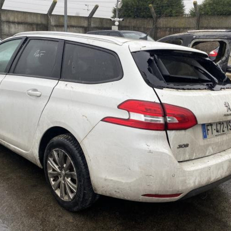 Pompe à carburant PEUGEOT 308 2 SW Photo n°4