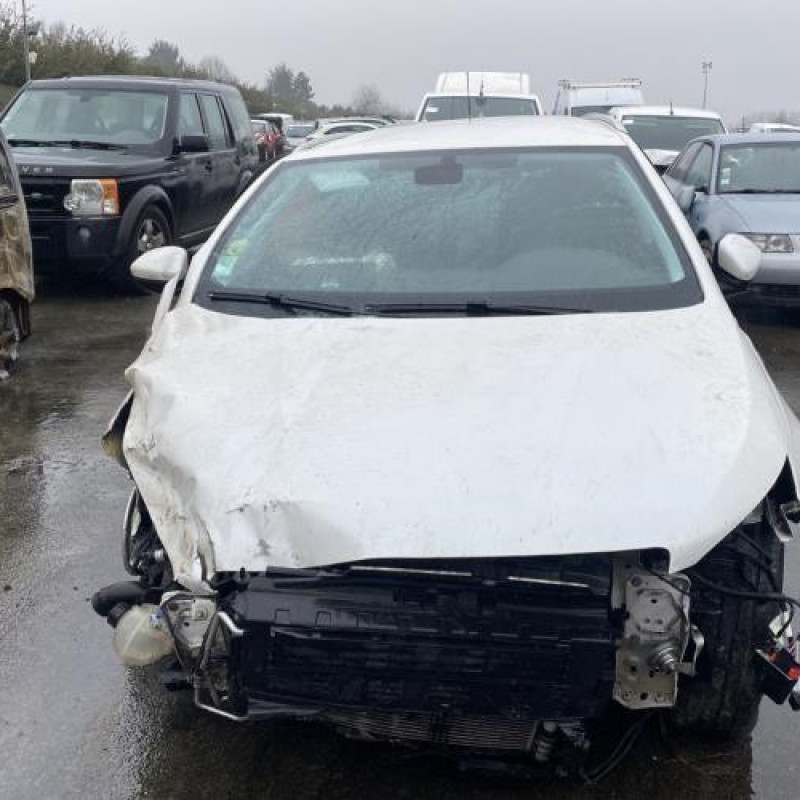 Pompe à carburant PEUGEOT 308 2 SW Photo n°6