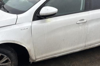 Pompe à carburant PEUGEOT 308 2 SW