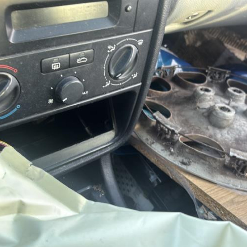 Pivot de moyeu arriere droit PEUGEOT 406 Photo n°15