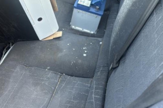 Pivot de moyeu arriere droit PEUGEOT 406