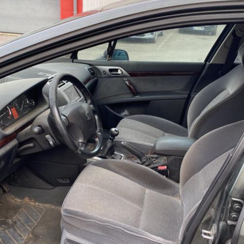 Reservoir essence PEUGEOT 407 Photo n°7