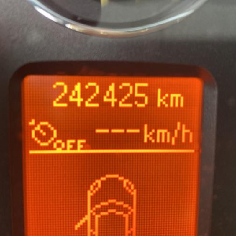 Reservoir essence PEUGEOT 407 Photo n°12