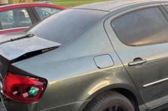 Reservoir essence PEUGEOT 407