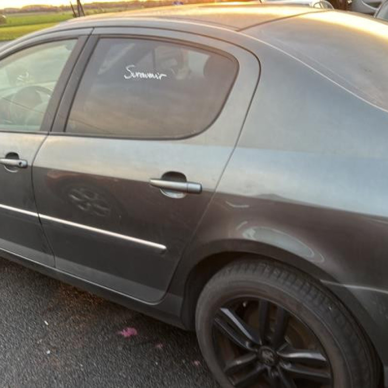 Reservoir essence PEUGEOT 407 Photo n°17