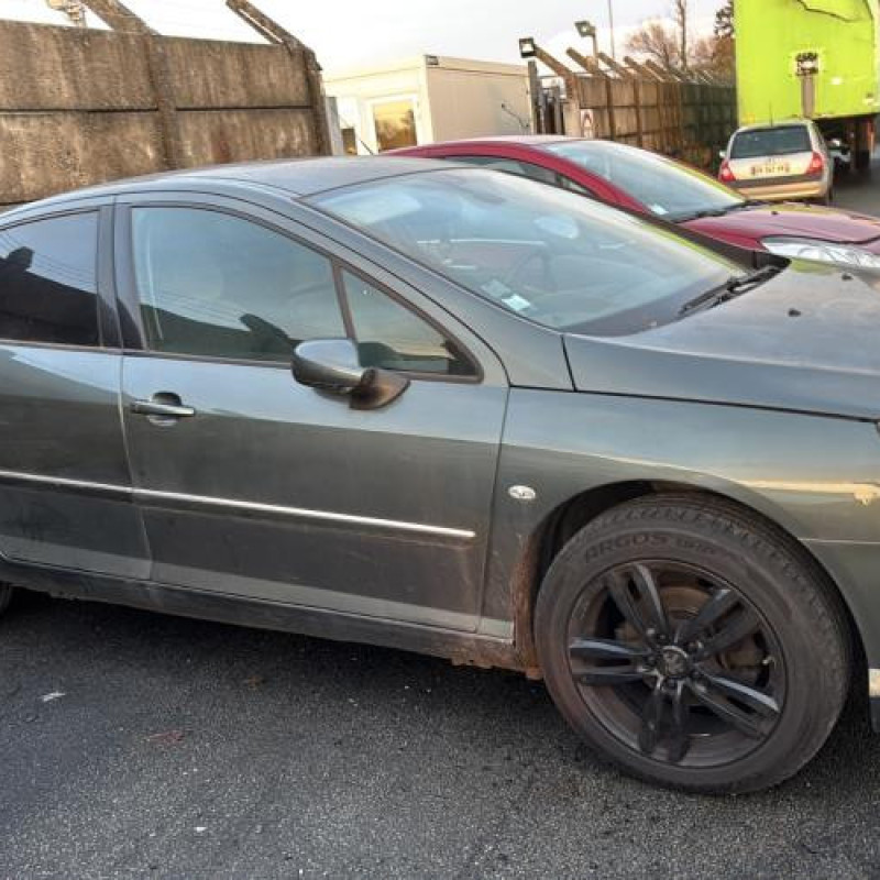 Reservoir essence PEUGEOT 407 Photo n°18