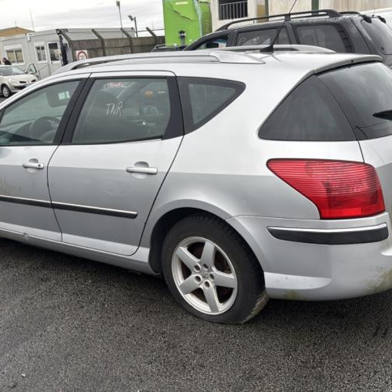 Reservoir essence PEUGEOT 407 Photo n°8