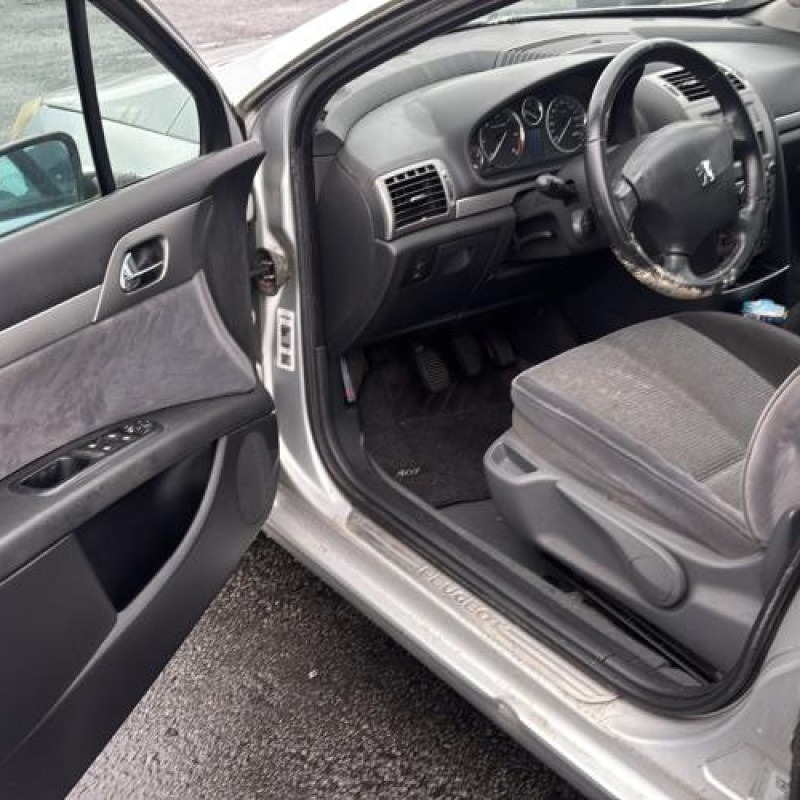 Reservoir essence PEUGEOT 407 Photo n°12