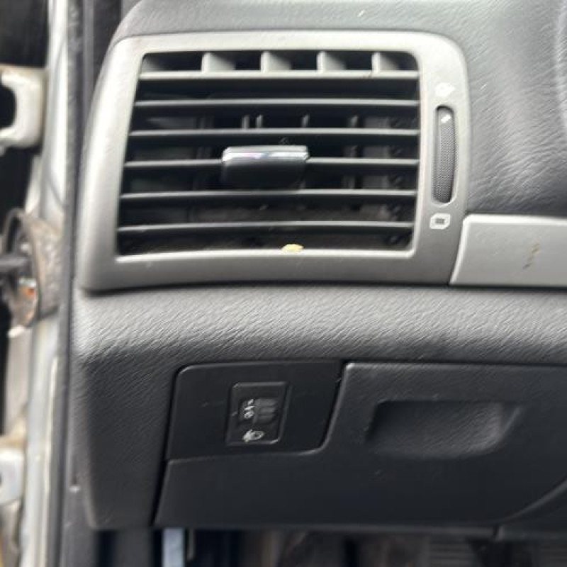 Reservoir essence PEUGEOT 407 Photo n°14