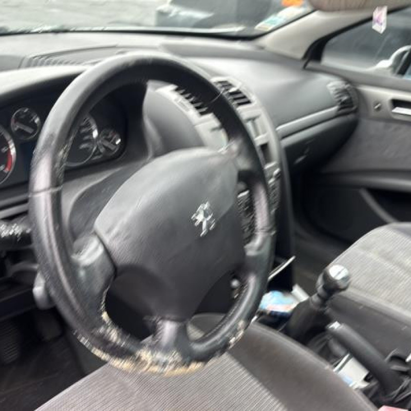 Reservoir essence PEUGEOT 407 Photo n°19