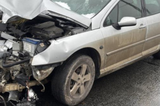 Reservoir essence PEUGEOT 407