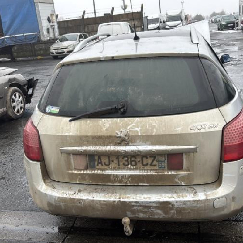 Reservoir essence PEUGEOT 407 Photo n°7