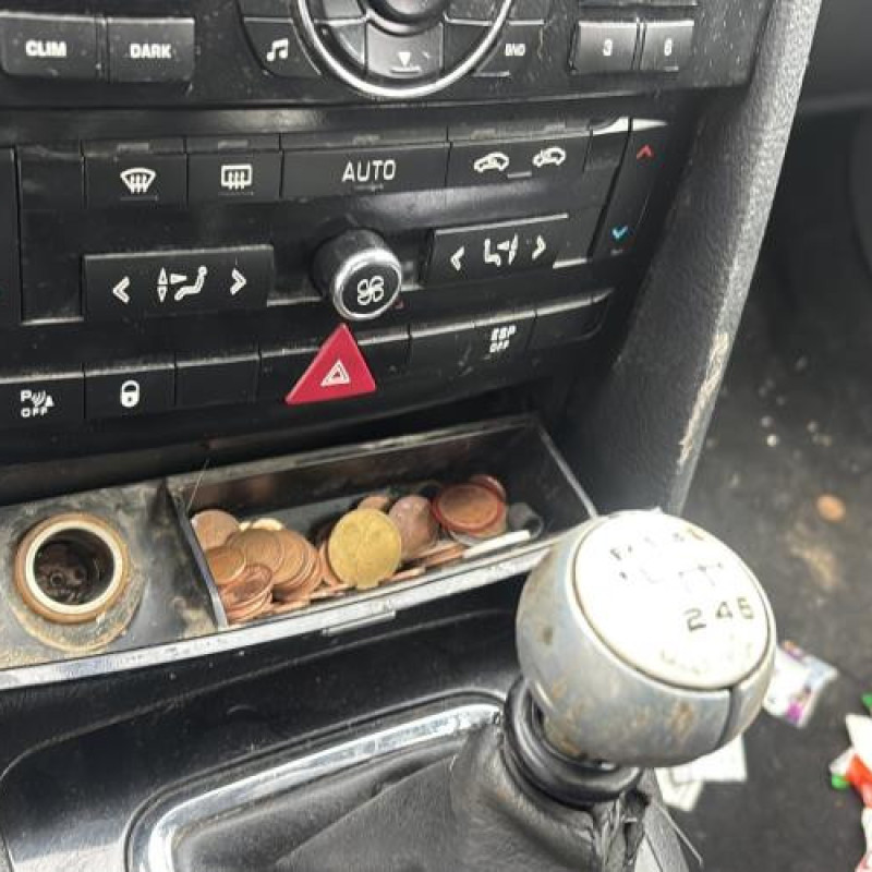 Reservoir essence PEUGEOT 407 Photo n°19