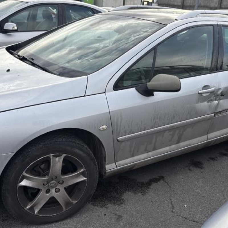 Reservoir essence PEUGEOT 407 Photo n°8