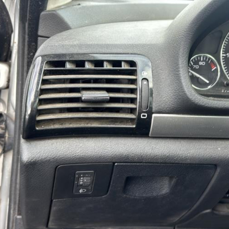 Reservoir essence PEUGEOT 407 Photo n°16