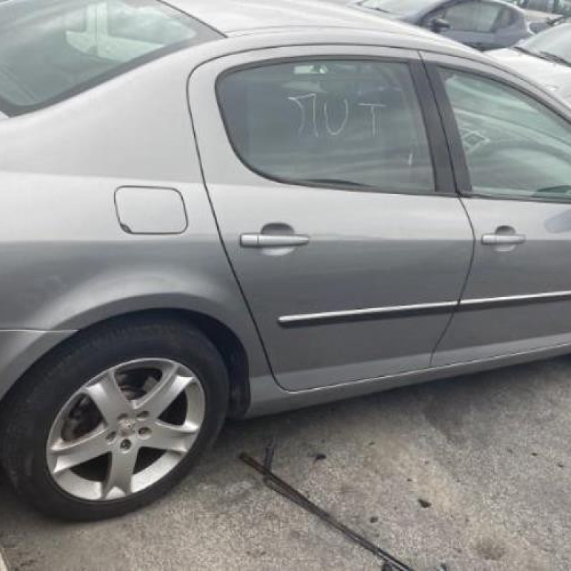 Reservoir essence PEUGEOT 407 Photo n°8