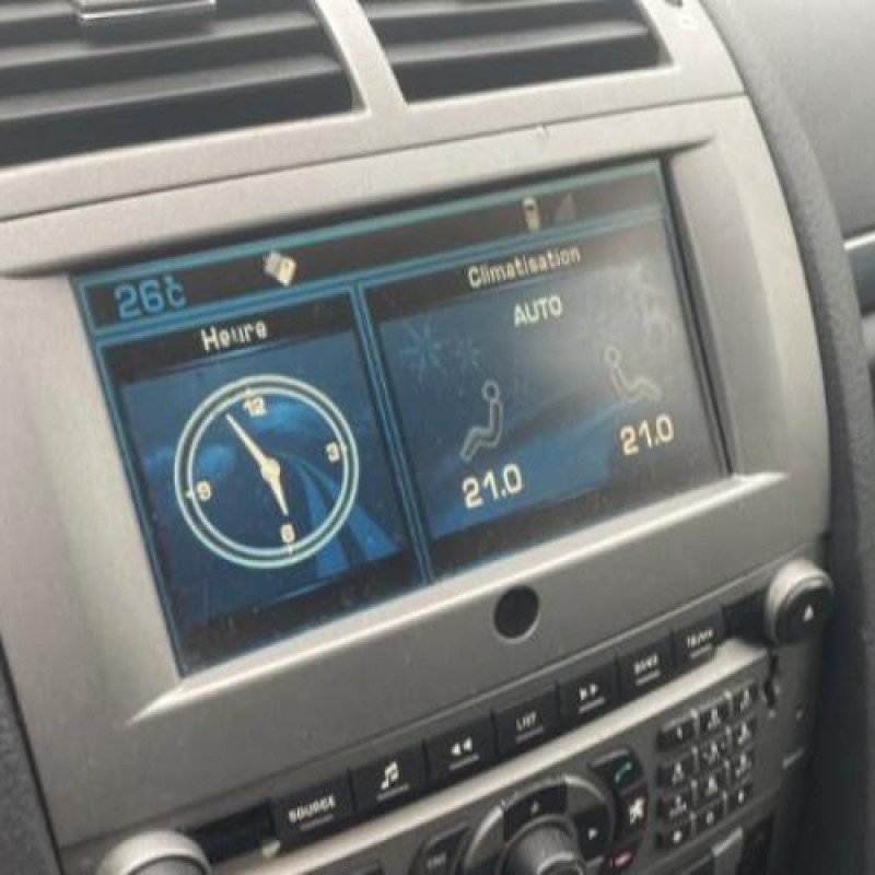 Reservoir essence PEUGEOT 407 Photo n°12