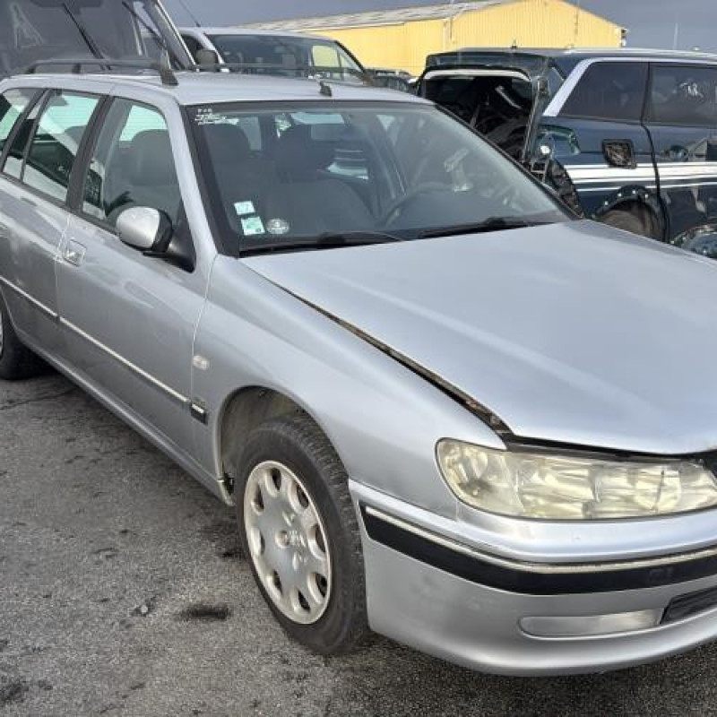 Pivot de moyeu arriere droit PEUGEOT 406 Photo n°3