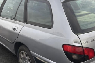 Pivot de moyeu arriere droit PEUGEOT 406